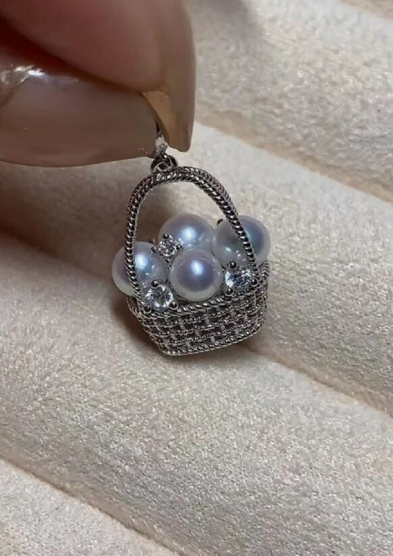 530 Chain - elegante 5-6 mm Zuidzee witte parelhanger